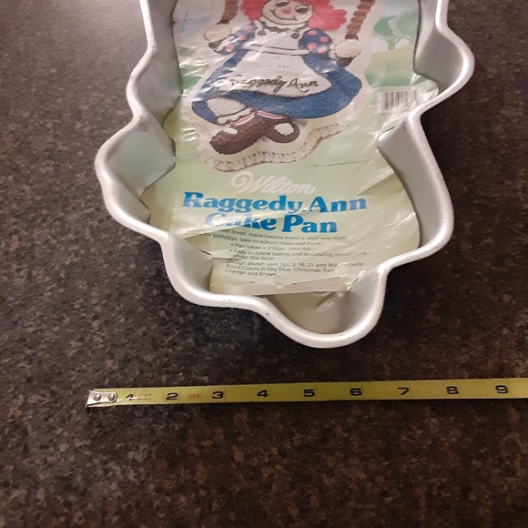 Vintage 1981 Wilton Raggedy Ann Cake Pan - Picture 15 of 15